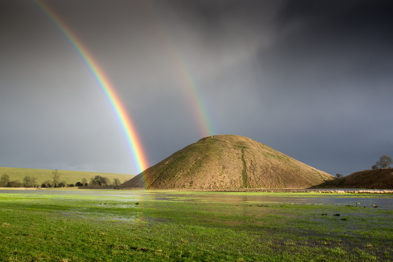 Silbury Hill 
© Peter Orr
